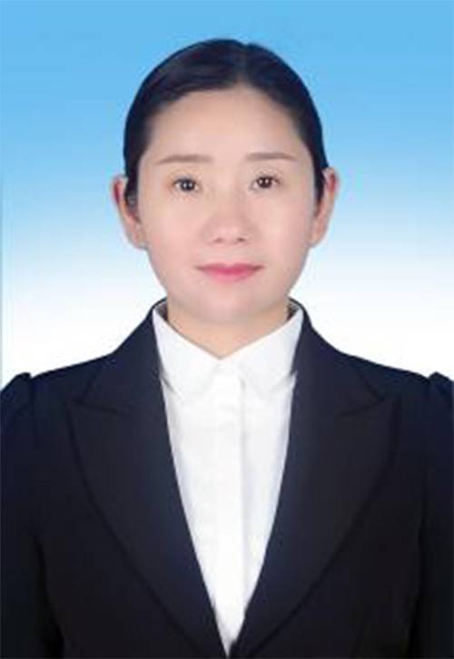 李娅（云南省红河州石屏县坝心镇农业综合服务中心高级农艺师）