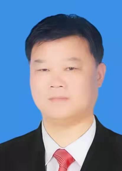 李金柱（湖北省十堰市竹山县人民政府副县长）