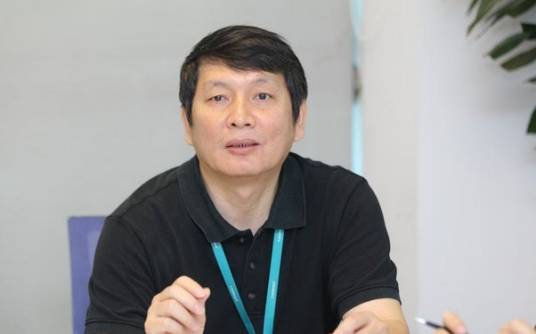 曾明（新东方在线技术总监）