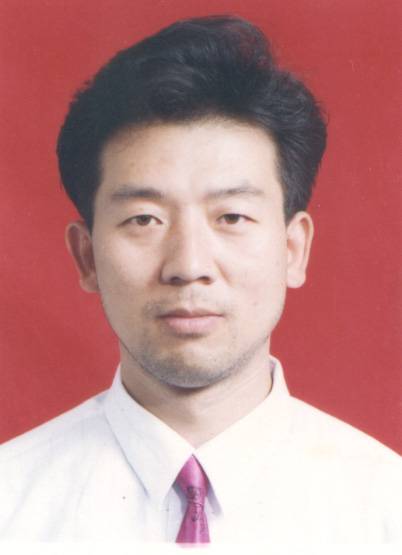 李春刚（天津工业大学艺术学院教师）