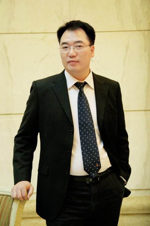 李骏（四季沐歌集团总裁）
