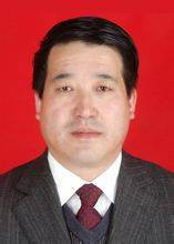 杨雄（甘肃省甘南州委常委、夏河县委书记）
