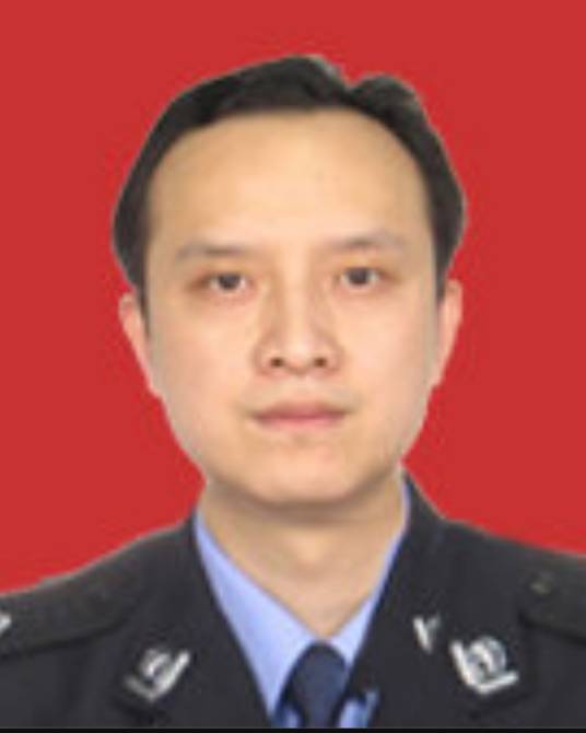 朱勇（湖北省襄阳市南漳县人民政府原副县长、南漳县公安局原局长）