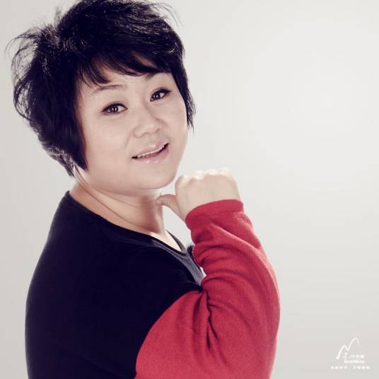 贺美玲（中国内地女演员、二人转演员）