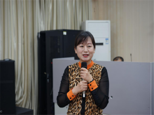 刘斐（山东大学附属中学教师）
