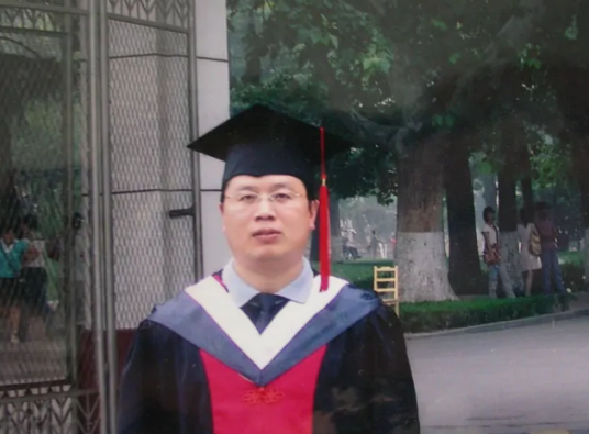 郑军（山东农业大学教授）