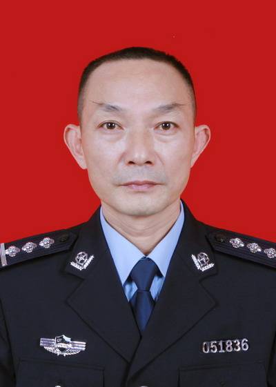 李森（四川省达州市通川区原副区长、公安分局原局长）