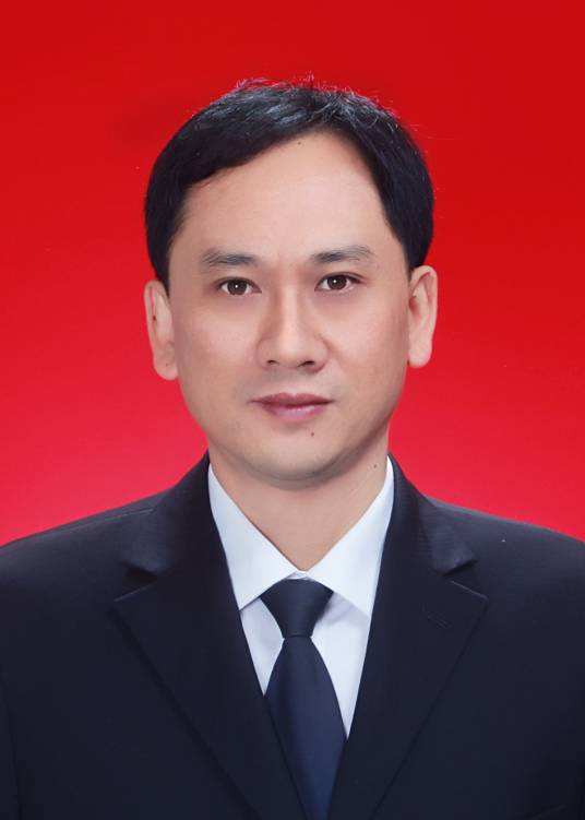 龚朝晖（浙江省义乌市司法局党组成员、 副局长）