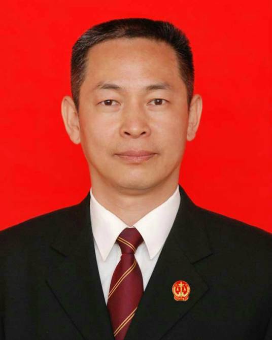 杜江（四川省巴中市中级人民法院党组副书记、常务副院长）