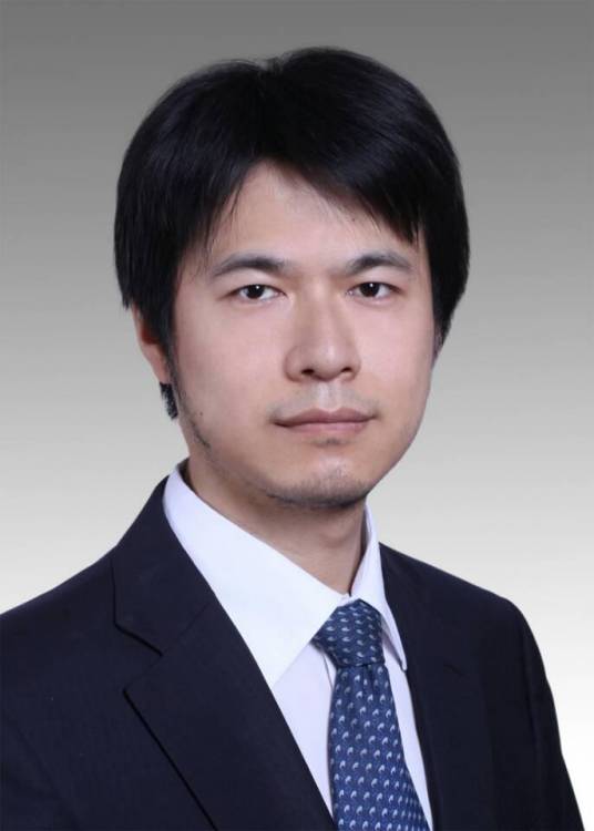 张屹（前中国国际问题研究院助理研究员）