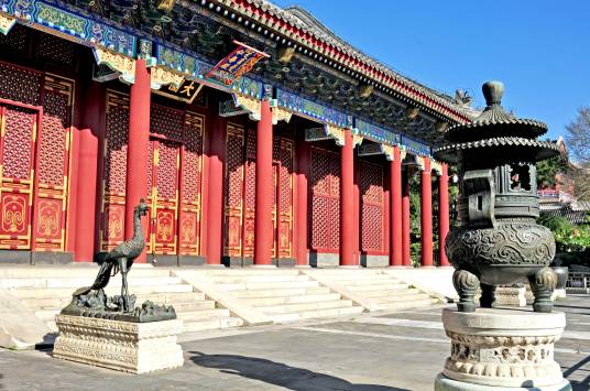 仁寿殿（北京市颐和园听政区的主要建筑）