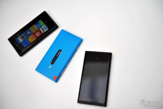 诺基亚Lumia 1000