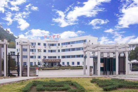 江口中学（奉化区江口中学）