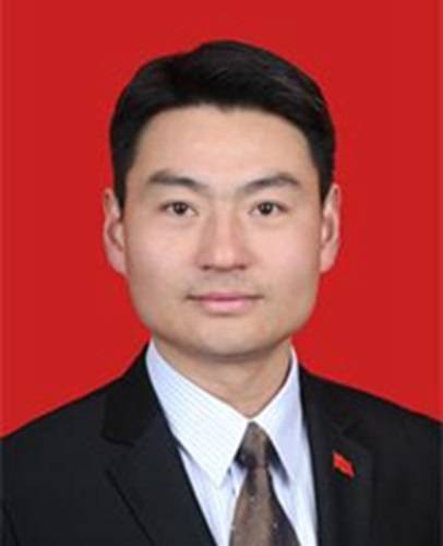 程伟（安徽省黄山市歙县政府党组成员、副县长）