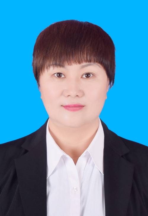 张慧琴（额济纳旗市场监督管理局党组成员、副局长）