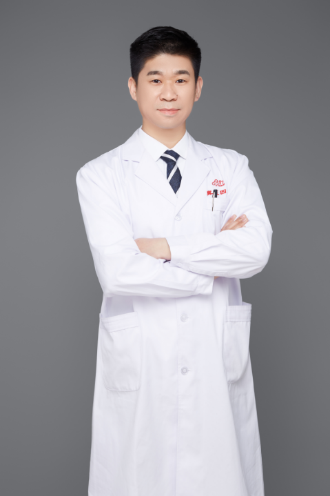 张萌（河北医科大学第四医院外科主任医师）