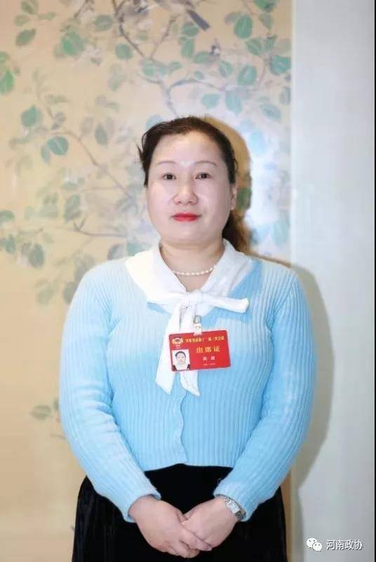 吴颖（河南省政协委员、中国铁路郑州局集团有限公司新乡供电段工程师）