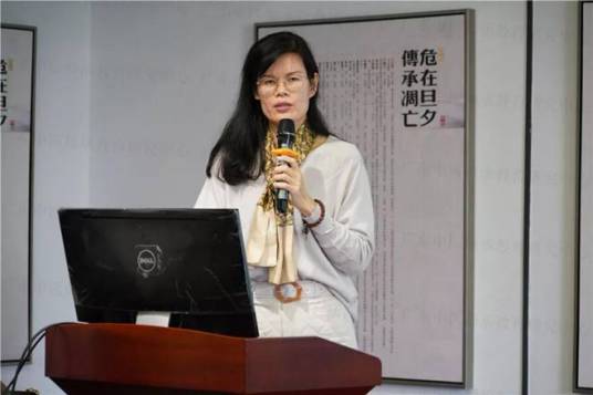 张伦（广东省第二中医院脾胃专家）
