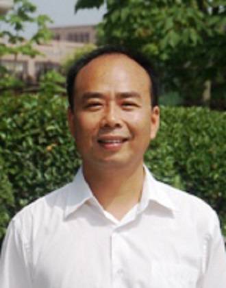 赵钢（陕西科技大学化学与化工学院党委副书记、纪委书记）