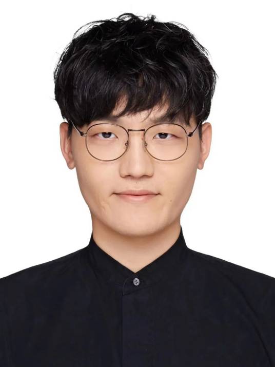 李文博（苏州姚建萍刺绣艺术有限公司设计总监）