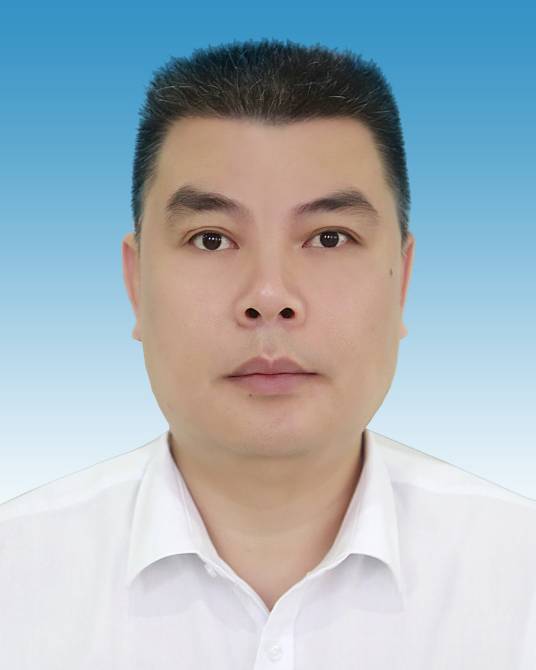 黄昆（广西崇左市住房公积金管理中心副主任）