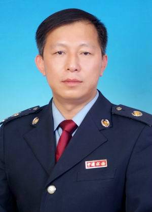 鲁斌（国家税务总局宁夏回族自治区税务局第一税务分局局长）