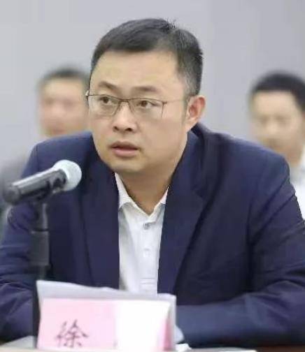 徐风（清华大学经济管理学院名誉院董）