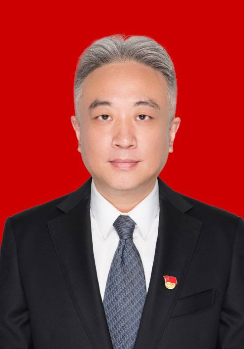 崔峰（贵州省贵阳市白云区副区长）