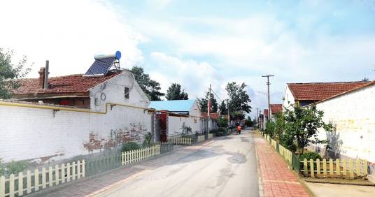西赵村（山东省菏泽市巨野县永丰街道下辖村）