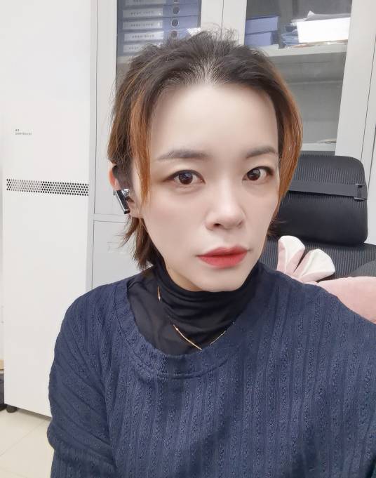 孙越（歌手）