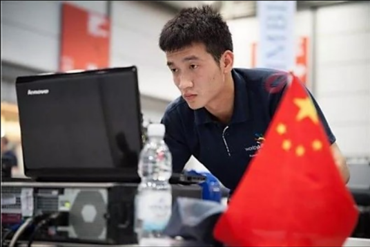 杨广（杭州技师学院最年轻教师）