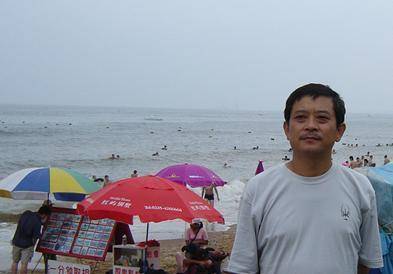 张安（九江市第一中学语文高级教师）