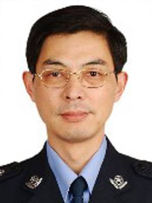 李春生（六安市公安局党委委员）