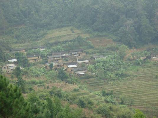 凤凰村（云南省普洱市坝溜乡哈布孔村下辖村）