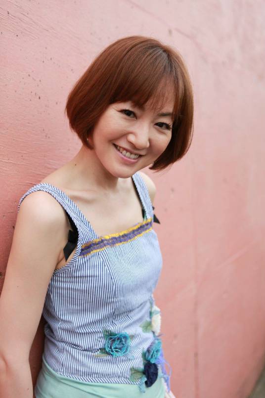 国府田麻理子