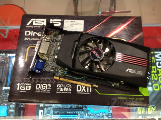华硕GTX650 DirectCU TOP