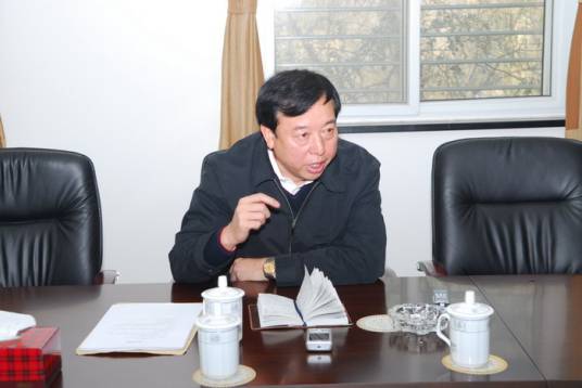 张秀山（山西省纪委监察厅离退休人员管理室主任）