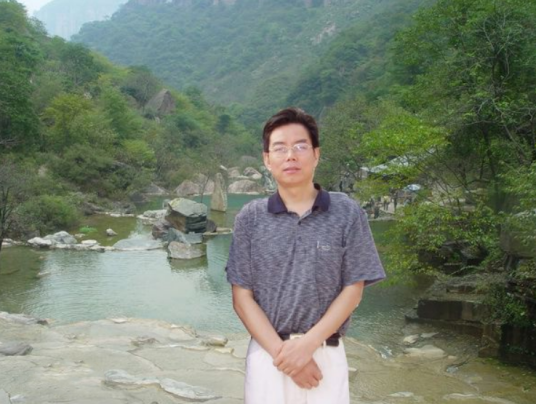 赵楠（河南财经政法大学副校长）