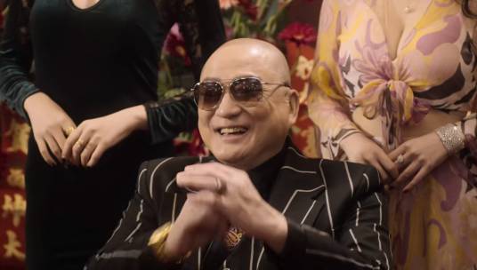 坤哥（电影《老板娘2无间潜行》中的角色）