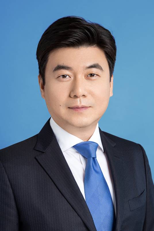 洪亮（律师）
