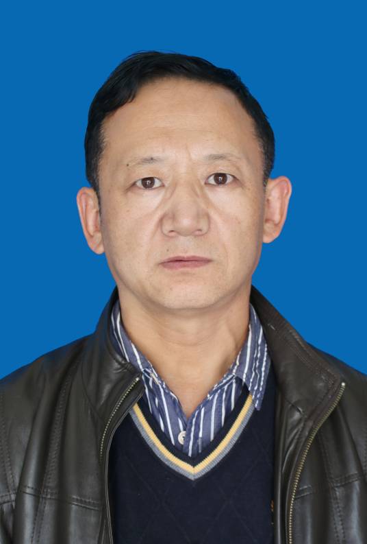 洛桑多吉（拉萨市信访局党组成员、副局长、三级调研员）