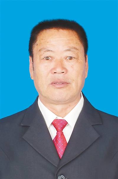 李福明（呼和浩特铁路局集宁车辆段退休工人）