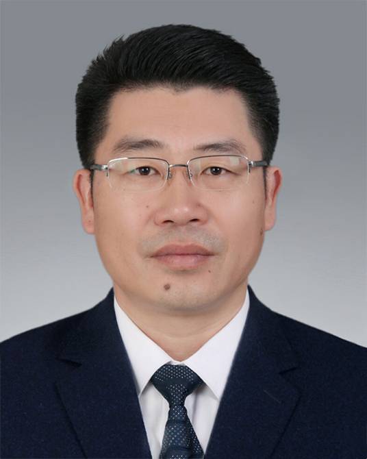 董斌（浙江省宁波市余姚市小曹娥镇党委委员）