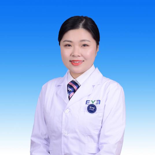 张微（长春爱尔眼科医院主治医师）