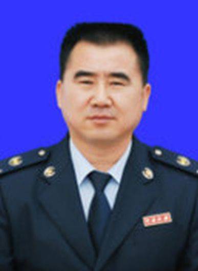 蔡云龙（国家税务总局岐山县税务局党委委员、副局长）