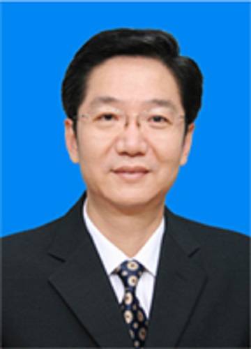 黄成勇（柳州市药监局党组成员副局长）