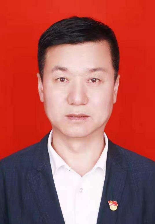 李成伟（陕西省延安市交通运输局党委委员、市公路局局长）