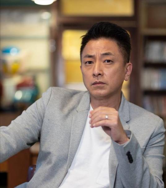 郑少杰（香港TVB电视剧《巾帼枭雄之义海豪情》里的角色）