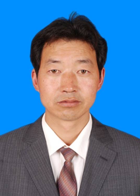 李海龙（甘南州人民政府政务服务中心主任）