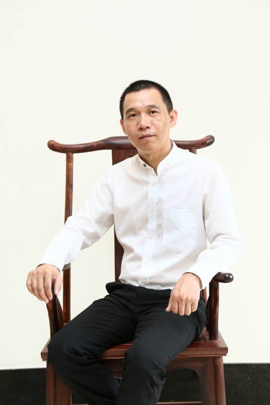 伍建波（中山市波记家具有限公司董事长）